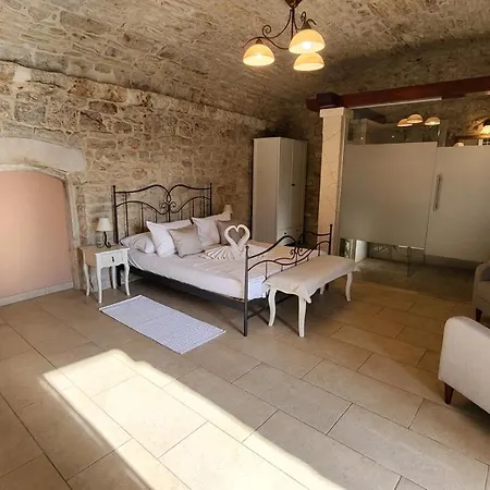 Stone House Apartments Didini Dvori Lumbarda Exterior photo