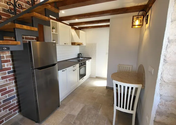 Stone House Apartments Didini Dvori Lumbarda