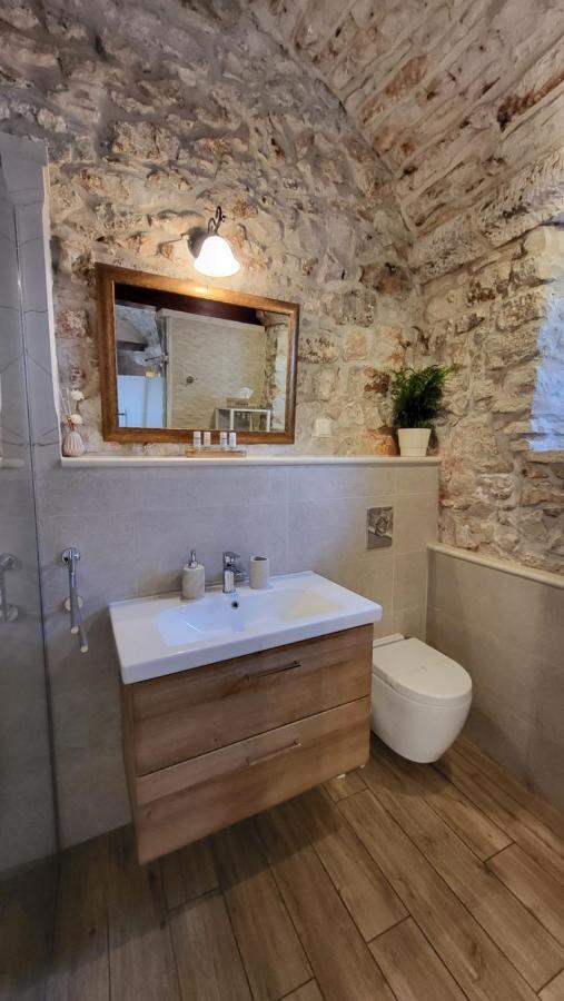 Apartment Stone House Didini Dvori