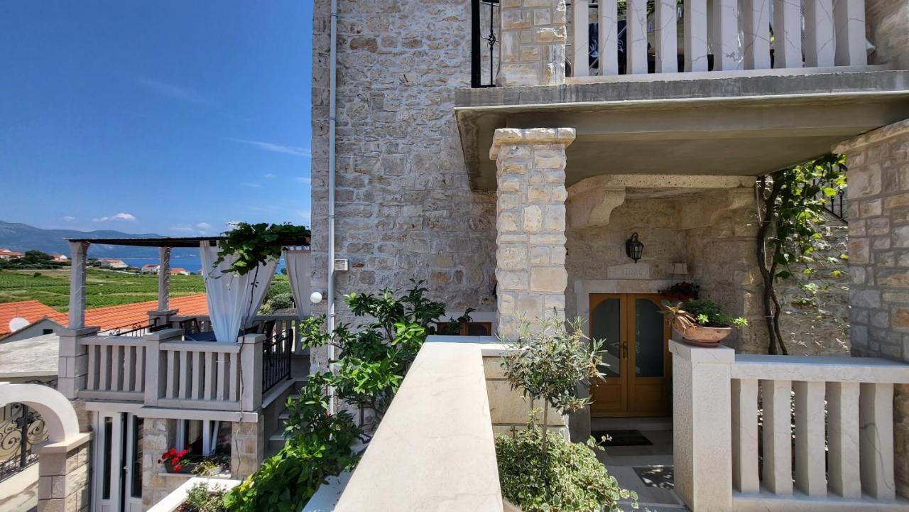 Apartment Stone House Didini Dvori Lumbarda