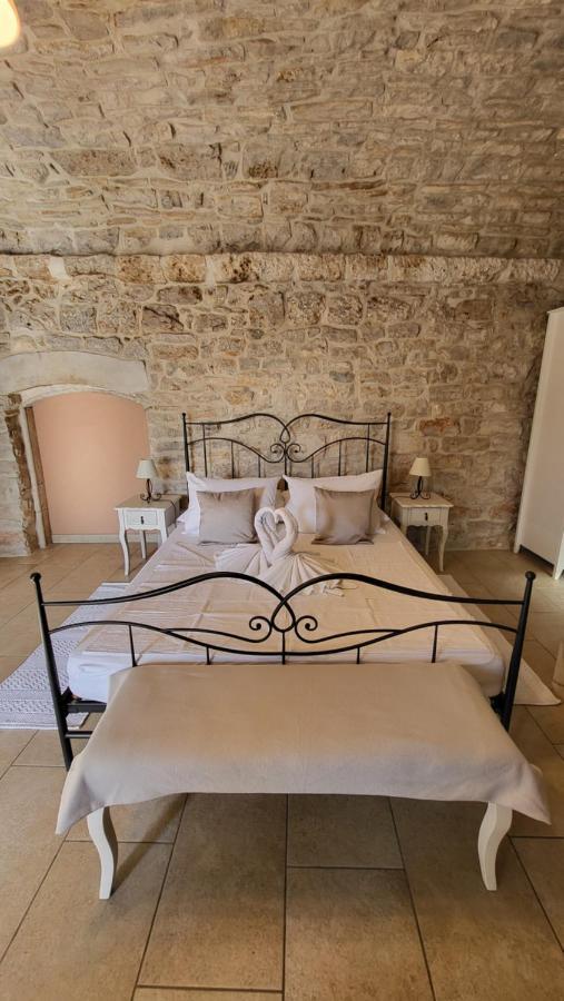Stone House Didini Dvori Apartment