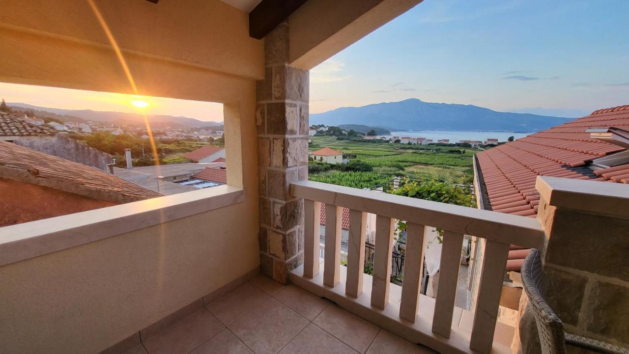 Stone House Didini Dvori