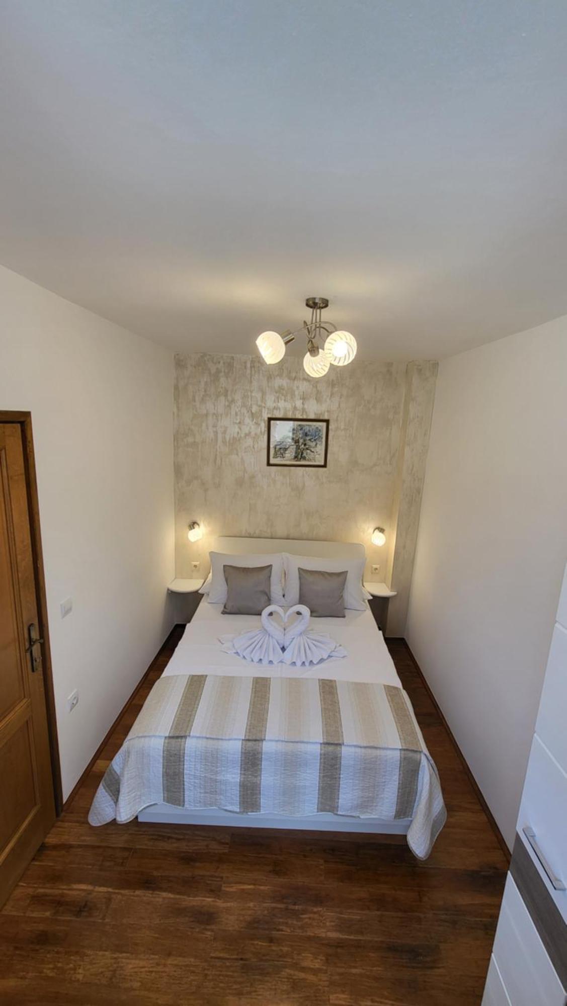 Apartment Stone House Didini Dvori *